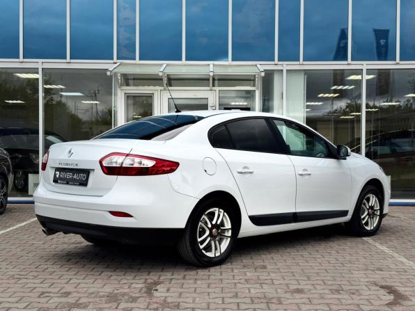 Renault Fluence I Рестайлинг с пробегом 2014 года, цена 773 000 рублей, 135968 км, седан, Автокод Объявления