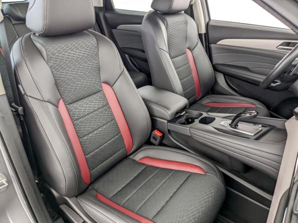 Haval F7 I Рестайлинг с пробегом 2023 года, цена 2 145 000 рублей, 42803 км, внедорожник, Автокод Объявления