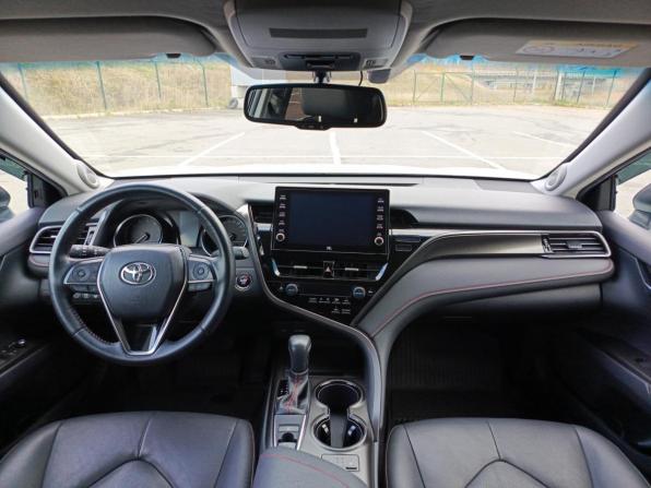 Toyota Camry VIII (XV70) Рестайлинг с пробегом 2021 года, цена 3 300 000 рублей, 61156 км, седан, Автокод Объявления