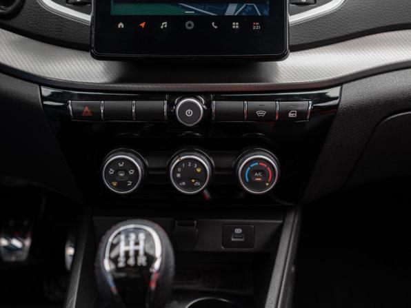 Lada (ВАЗ) Vesta I Рестайлинг (NG) с пробегом 2023 года, цена 1 639 000 рублей, 36612 км, седан, Автокод Объявления