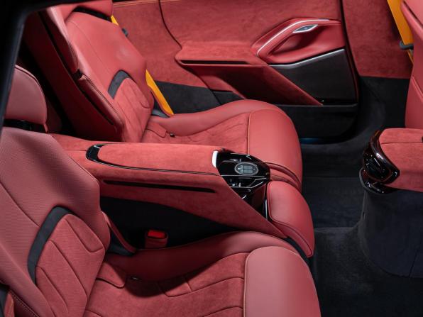 Новый Ferrari Purosangue 2026 года, цена 66 990 000 рублей, внедорожник, Автокод Объявления