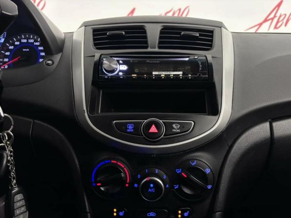 Hyundai Solaris I Рестайлинг с пробегом 2016 года, цена 1 070 000 рублей, 73626 км, седан, Автокод Объявления