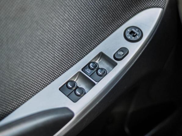 Hyundai Solaris I с пробегом 2013 года, цена 635 000 рублей, 192599 км, седан, Автокод Объявления