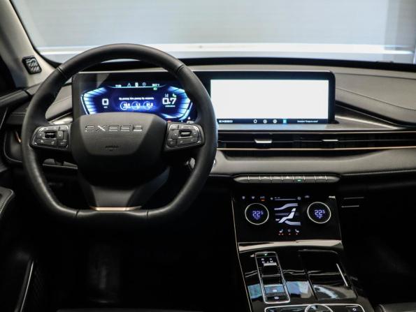 Exeed LX I Рестайлинг с пробегом 2023 года, цена 2 128 000 рублей, 26700 км, внедорожник, Автокод Объявления