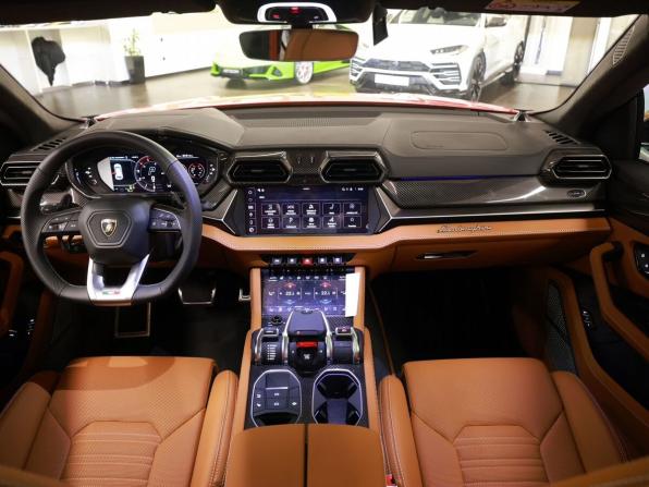 Lamborghini Urus I Рестайлинг с пробегом 2025 года, цена 43 000 000 рублей, 82 км, внедорожник, Автокод Объявления