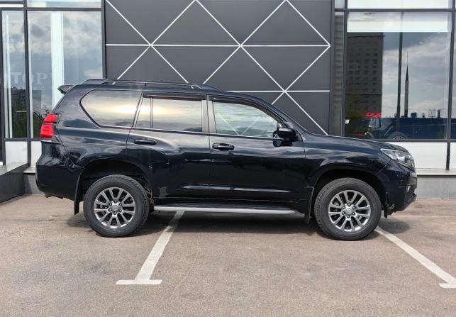 Toyota Land Cruiser Prado 150 Series Рестайлинг 2 с пробегом 2019 года, цена 4 333 000 рублей, 166171 км, внедорожник, Автокод Объявления