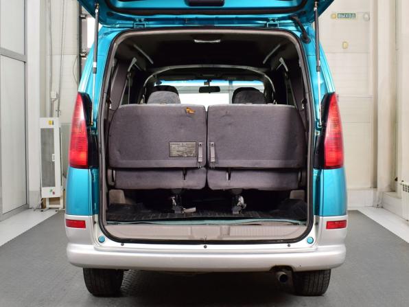 Nissan Serena II (C24) с пробегом 2001 года, цена 599 995 рублей, 231805 км, минивэн, Автокод Объявления