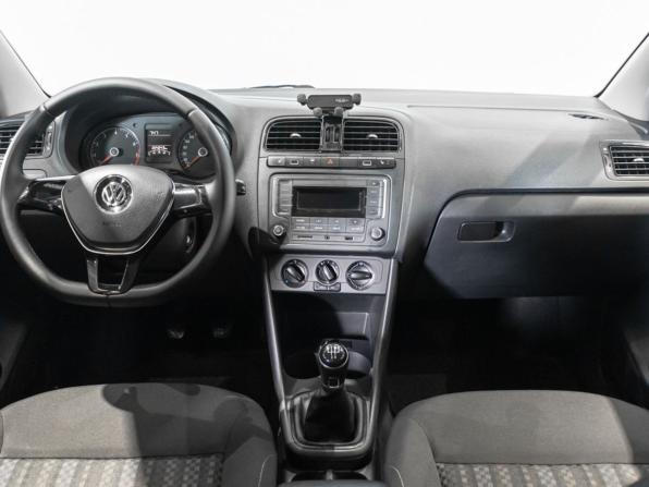 Volkswagen Polo V Рестайлинг с пробегом 2016 года, цена 902 000 рублей, 224181 км, седан, Автокод Объявления