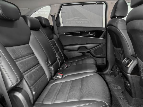 Kia Sorento III Prime Рестайлинг с пробегом 2018 года, цена 2 600 000 рублей, 153000 км, внедорожник, Автокод Объявления