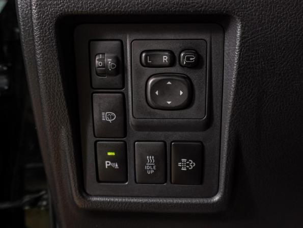 Toyota Land Cruiser Prado 150 Series Рестайлинг 1 с пробегом 2015 года, цена 3 699 000 рублей, 90436 км, внедорожник, Автокод Объявления