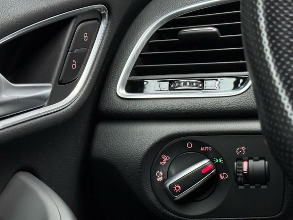 Audi Q3 I (8U) Рестайлинг с пробегом 2018 года, цена 2 599 000 рублей, 125462 км, внедорожник, Автокод Объявления