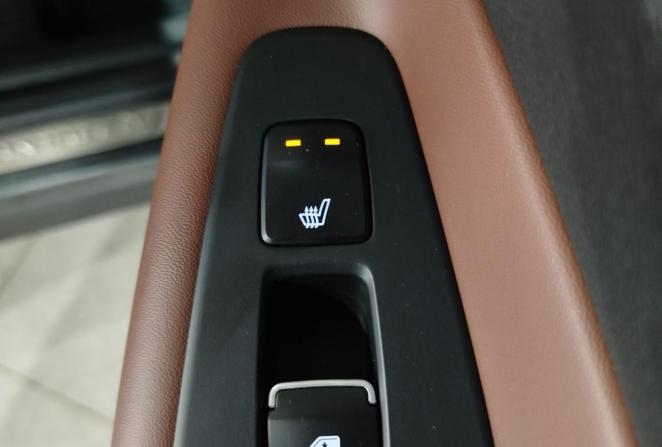 Hyundai Santa Fe IV Рестайлинг с пробегом 2021 года, цена 4 620 000 рублей, 44229 км, внедорожник, Автокод Объявления
