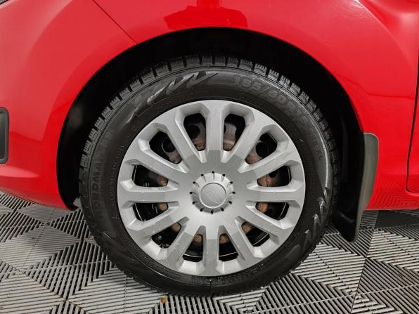 Ford Fiesta Mk6 Рестайлинг с пробегом 2016 года, цена 999 000 рублей, 58999 км, хэтчбек, Автокод Объявления