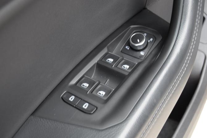 Volkswagen Touareg III с пробегом 2019 года, цена 5 790 000 рублей, 114673 км, внедорожник, Автокод Объявления