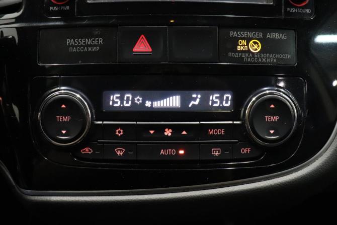 Mitsubishi Outlander III Рестайлинг с пробегом 2014 года, цена 1 309 000 рублей, 218000 км, внедорожник, Автокод Объявления