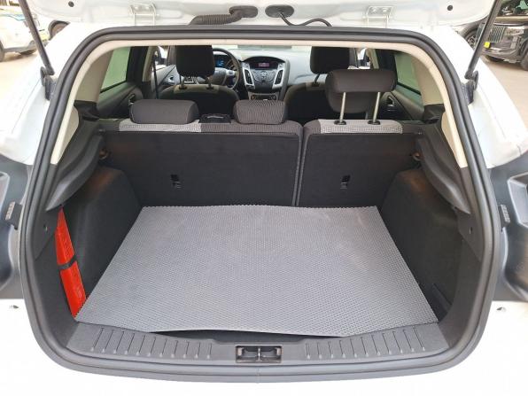 Ford Focus III с пробегом 2012 года, цена 950 000 рублей, 104858 км, хэтчбек, Автокод Объявления