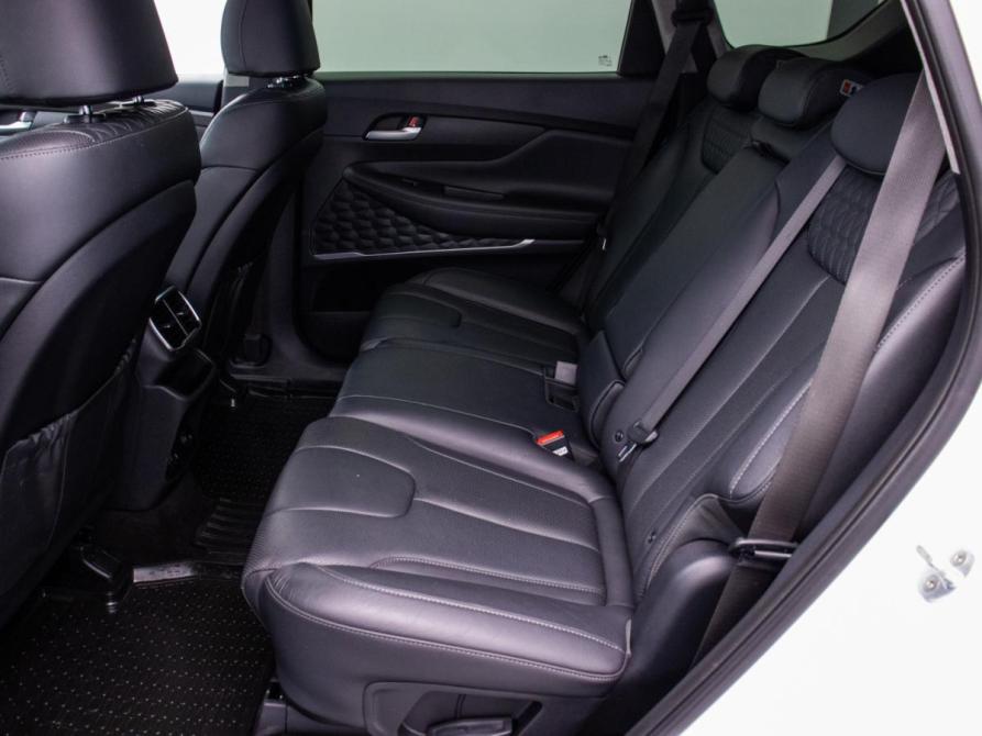 Hyundai Santa Fe IV Москва  - изображение 11