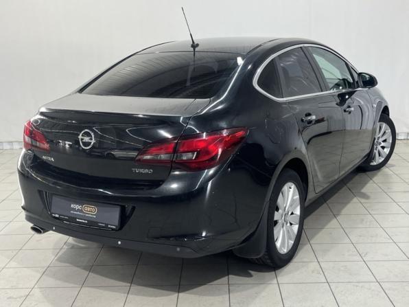 Opel Astra J Рестайлинг с пробегом 2013 года, цена 835 000 рублей, 271871 км, седан, Автокод Объявления