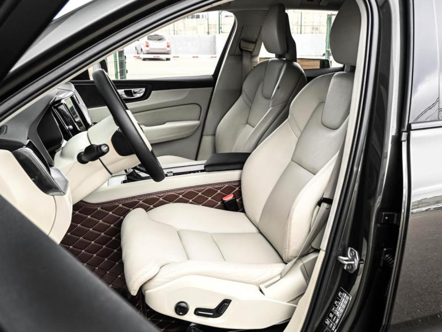 Volvo XC60 II Новороссийск  - изображение 12