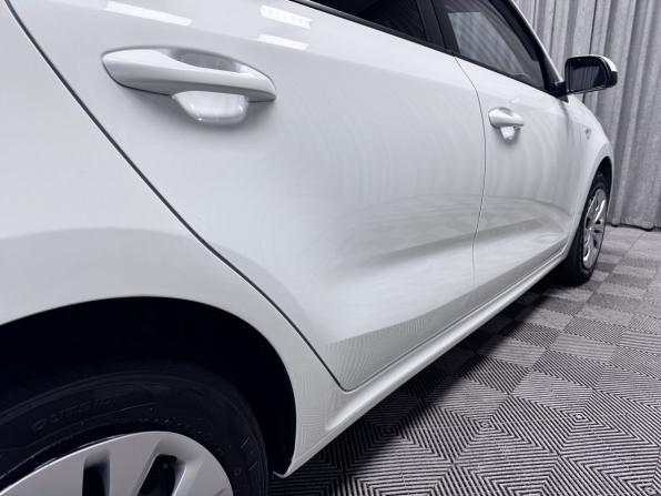 Kia Rio IV с пробегом 2017 года, цена 1 020 000 рублей, 141669 км, седан, Автокод Объявления