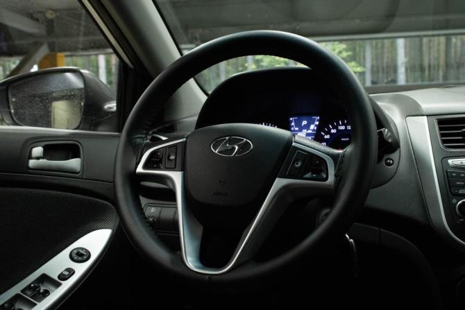Hyundai Solaris I с пробегом 2012 года, цена 799 000 рублей, 188536 км, седан, Автокод Объявления