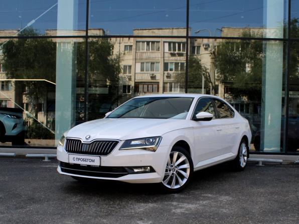 Skoda Superb III с пробегом 2015 года, цена 1 655 000 рублей, 203771 км, лифтбек, Автокод Объявления