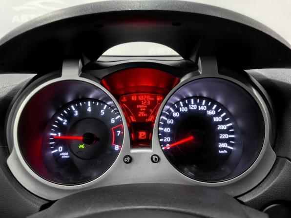 Nissan Juke I с пробегом 2013 года, цена 970 000 рублей, 181000 км, внедорожник, Автокод Объявления