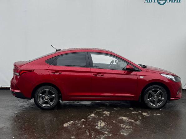 Hyundai Solaris II Рестайлинг с пробегом 2021 года, цена 1 545 000 рублей, 114901 км, седан, Автокод Объявления