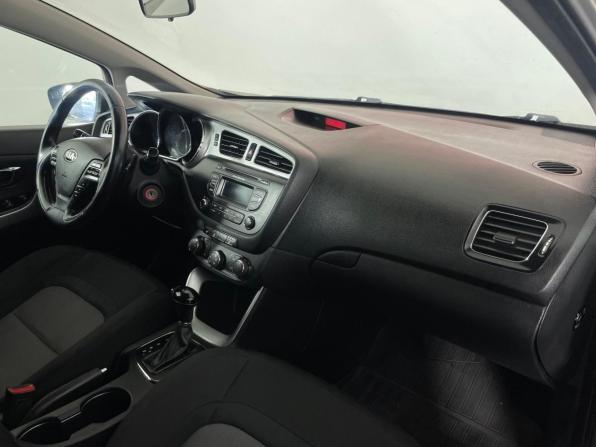 Kia Ceed II с пробегом 2013 года, цена 1 049 000 рублей, 172525 км, хэтчбек, Автокод Объявления