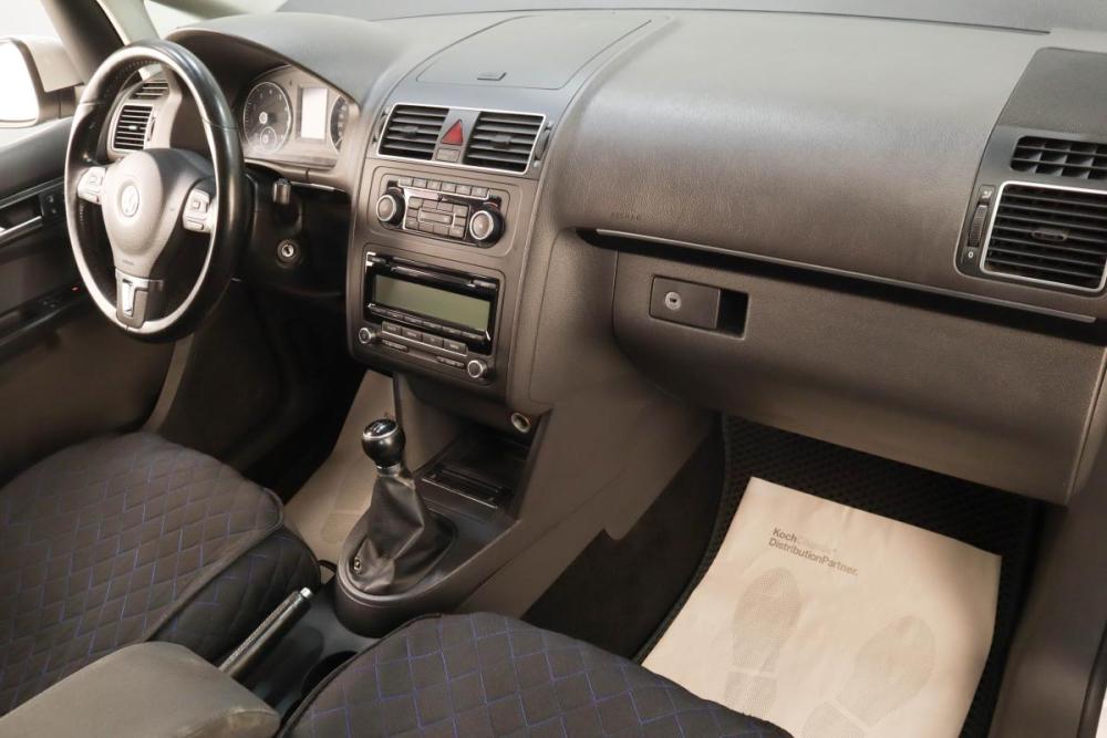 Volkswagen Touran I Рестайлинг Челябинск  - изображение 11