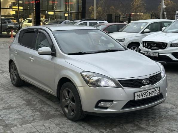Kia Ceed I Рестайлинг с пробегом 2011 года, цена 699 000 рублей, 135000 км, хэтчбек, Автокод Объявления