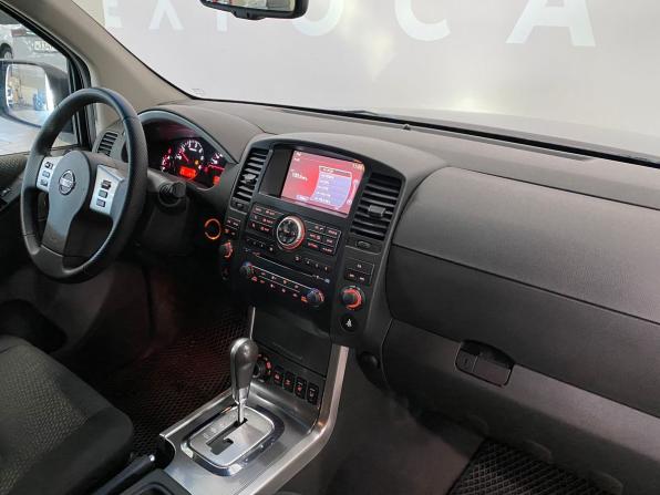Nissan Pathfinder III Рестайлинг с пробегом 2011 года, цена 1 419 000 рублей, 243045 км, внедорожник, Автокод Объявления