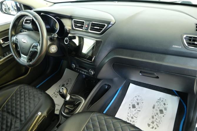 Kia Rio III Рестайлинг с пробегом 2016 года, цена 899 000 рублей, 166000 км, седан, Автокод Объявления