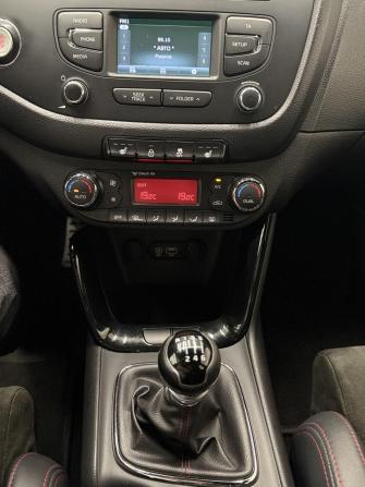 Kia Ceed GT I Рестайлинг с пробегом 2016 года, цена 1 490 000 рублей, 96931 км, хэтчбек, Автокод Объявления