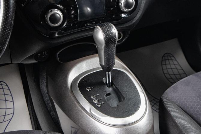 Nissan Juke I с пробегом 2011 года, цена 1 009 000 рублей, 197011 км, внедорожник, Автокод Объявления