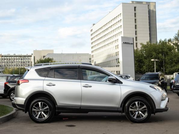 Toyota RAV4 IV (XA40) Рестайлинг с пробегом 2019 года, цена 2 588 000 рублей, 108535 км, внедорожник, Автокод Объявления
