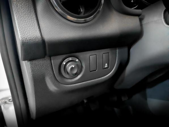 Renault Logan II Рестайлинг с пробегом 2022 года, цена 1 250 000 рублей, 39150 км, седан, Автокод Объявления