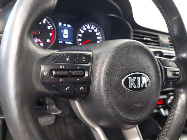 Kia Rio IV с пробегом 2018 года, цена 1 350 000 рублей, 124325 км, седан, Автокод Объявления