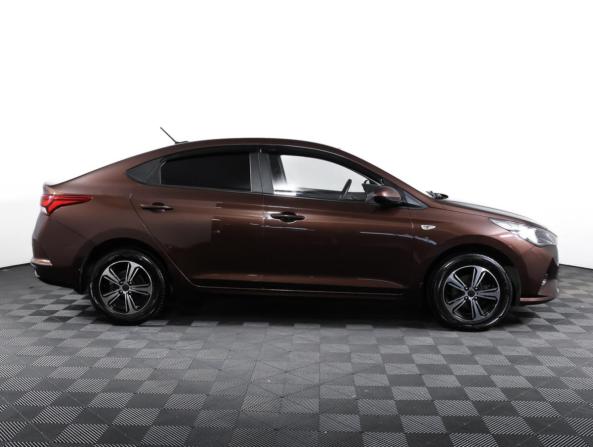 Hyundai Solaris II Рестайлинг с пробегом 2022 года, цена 1 700 000 рублей, 73163 км, седан, Автокод Объявления