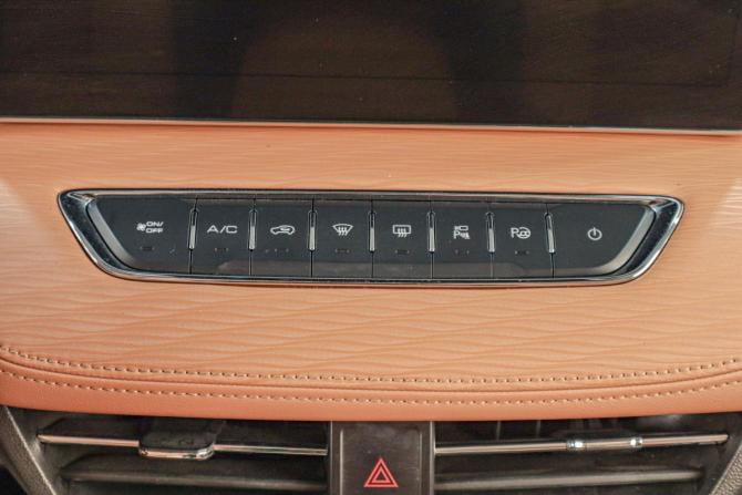Haval Jolion I с пробегом 2023 года, цена 1 829 000 рублей, 66690 км, внедорожник, Автокод Объявления