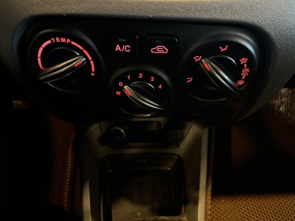 Kia Rio II Рестайлинг с пробегом 2011 года, цена 437 000 рублей, 204273 км, седан, Автокод Объявления