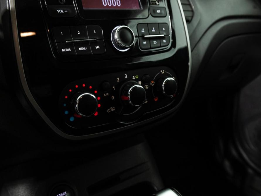 Renault Kaptur I Санкт-Петербург  - изображение 16