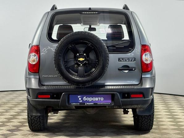 Chevrolet Niva I Рестайлинг с пробегом 2015 года, цена 690 000 рублей, 125315 км, внедорожник, Автокод Объявления