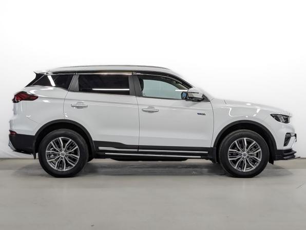 Geely Atlas Pro с пробегом 2022 года, цена 1 925 000 рублей, 55649 км, внедорожник, Автокод Объявления