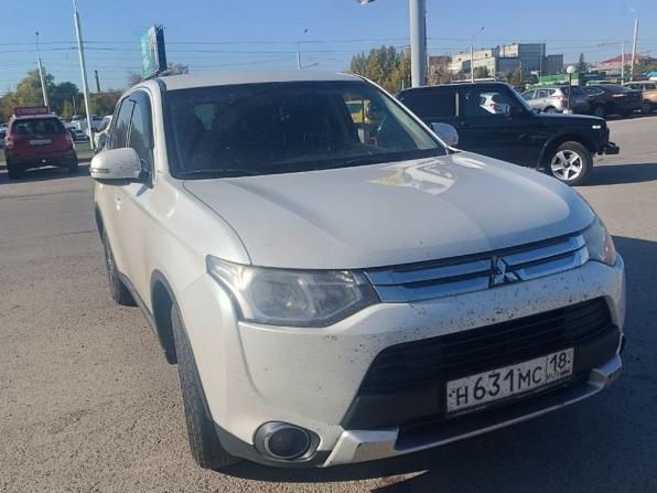 Mitsubishi Outlander III Рестайлинг с пробегом 2014 года, цена 1 299 000 рублей, 247706 км, внедорожник, Автокод Объявления