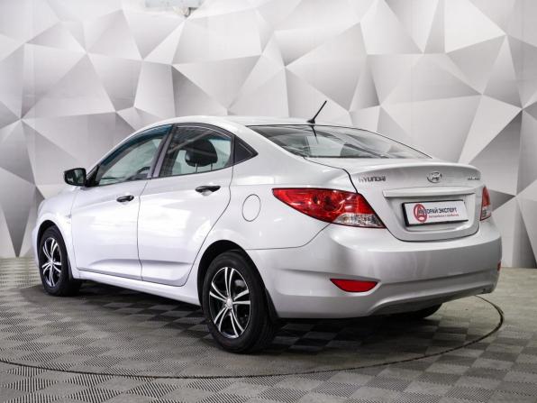 Hyundai Solaris I с пробегом 2014 года, цена 791 000 рублей, 151100 км, седан, Автокод Объявления