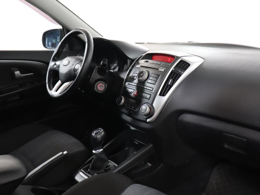 Kia Ceed I Рестайлинг Москва  - изображение 9