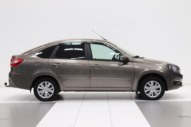 Lada (ВАЗ) Granta I Рестайлинг с пробегом 2021 года, цена 631 000 рублей, 119048 км, хэтчбек, Автокод Объявления