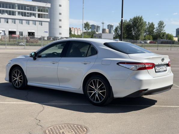 Toyota Camry VIII (XV70) Рестайлинг с пробегом 2021 года, цена 3 350 000 рублей, 74310 км, седан, Автокод Объявления