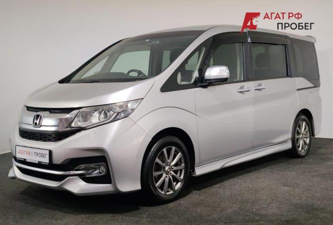 Honda Stepwgn V с пробегом 2015 года, цена 1 870 000 рублей, 117706 км, минивэн, Автокод Объявления